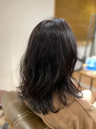 ミディアム カラー 山﨑 優真のヘアスタイル