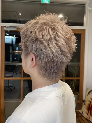 ショート カラー メンズ 倉持 誠也　フェザーパーマのヘアスタイル