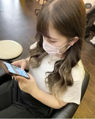 ロング 紺野 愛美のヘアスタイル