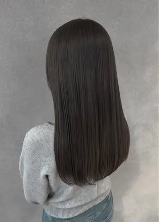 ロング カラー 唐澤 千尋のヘアスタイル