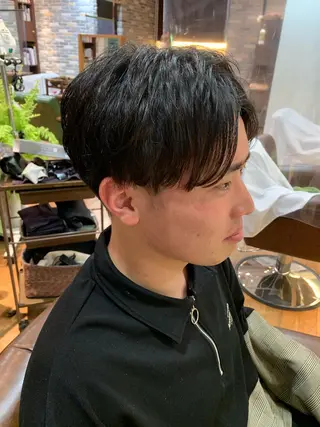 メンズ カット特化美容師 齋藤桐のヘアスタイル