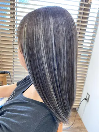 ロング カラー ハイライト⭐️上野 高広のヘアスタイル