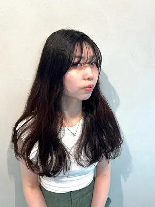 ロング 中村 紫乃のヘアスタイル