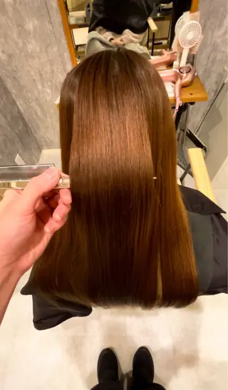 ロング カラー 似合わせ 顔周りYUUGAのヘアスタイル