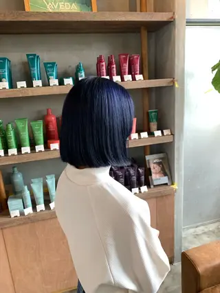 カラー Niina→ anan AVEDAのヘアスタイル