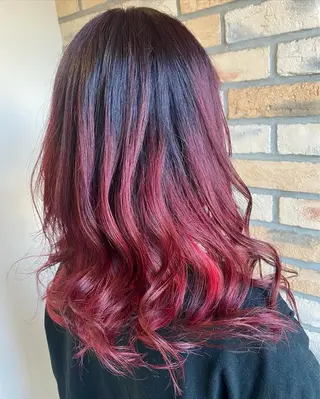 セミロング カラー ヘアアレンジ 烏山 達也のヘアスタイル