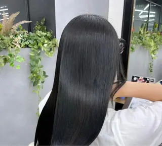 カラー 梶 久菜乃のヘアスタイル