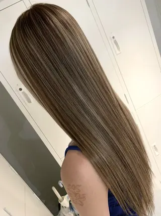 ロング ✨ハイトーン✨艶髪 ✨髪質改善✨和田のヘアスタイル