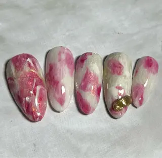 ショート 2DY NAIL SALONのネイルデザイン