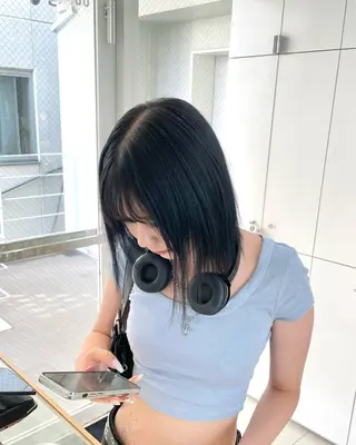 ミディアム カラー ツヤ髪/韓国ヘア 💎Nokaのヘアスタイル