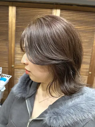 ミディアム レイヤーカット/前髪 顔まわり/大田哲也のヘアスタイル