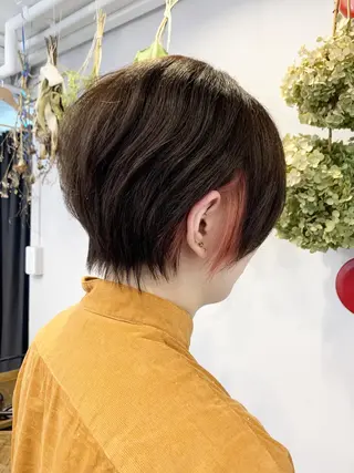 ショート レイヤー×縮毛矯正 深見 拓のヘアスタイル