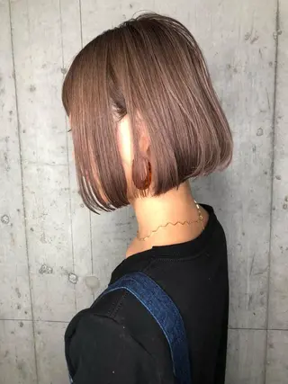 ショート カラー ⭐️横浜ブリーチ特化 美容師 堤涼⭐️のヘアスタイル