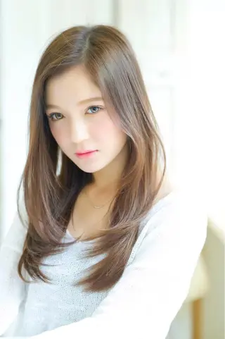 ロング カラー 代表 吉澤弘哲のヘアスタイル