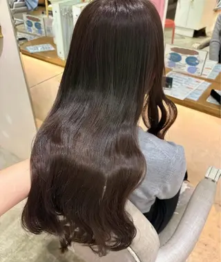 ロング カラー アシダ ユリのヘアスタイル