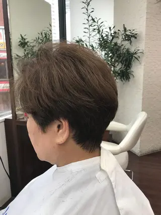 ショート カラー 長内 大明のヘアスタイル