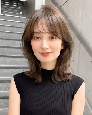 セミロング カラー 宮本 聖希のヘアスタイル