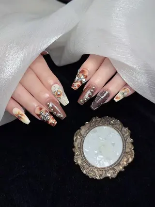 ネイル ENsalon AKIRAのネイルデザイン