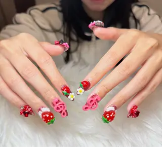 ネイル AURA NAIL🎀💅のネイルデザイン