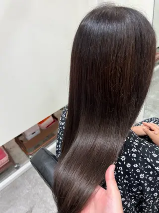 ロング Adachi Fujikoのヘアスタイル