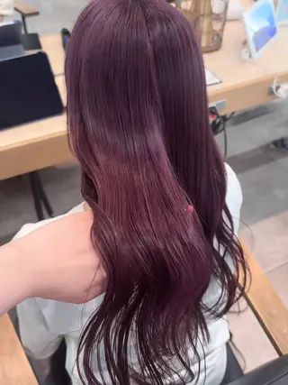 ロング カラー LUCK 本厚木店のヘアスタイル