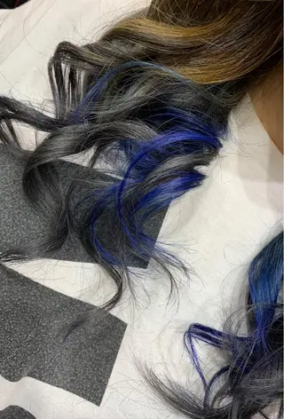 ロング カラー R ri R takagiのヘアスタイル