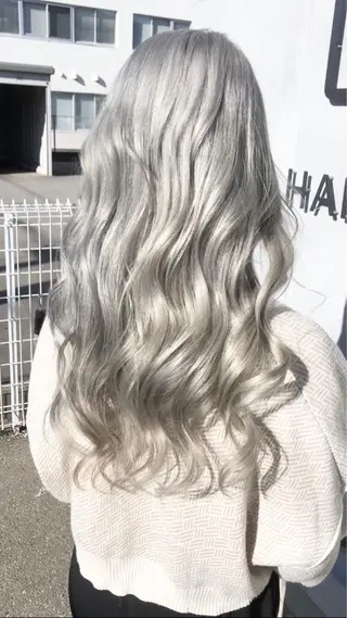 ロング カラー LOOP hairのヘアスタイル