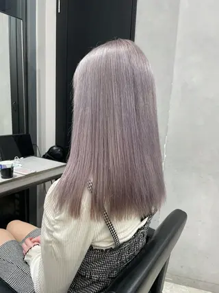 ロング カラー カット・ブリーチ TAIGAのヘアスタイル