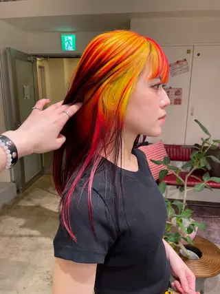 ロング さと ちはるのヘアスタイル