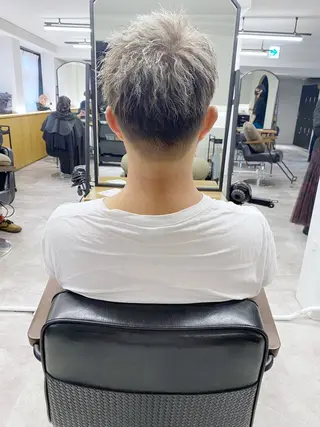 カラー メンズ 山﨑 大暉【ダブルカラー】のヘアスタイル