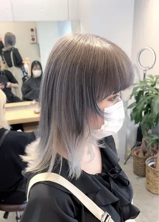 ミディアム カラー ブリーチ毛の縮毛矯正 ハイトーン/岡本智樹のヘアスタイル