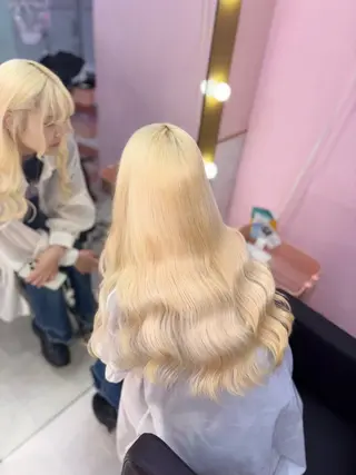 ロング カラー ヘアアレンジ 甘ふわgirly🎀 ハイトーン🤍Ramのヘアスタイル