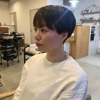 ショート コウノス マサコのヘアスタイル