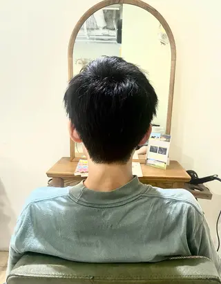 ショート LiC えりのヘアスタイル