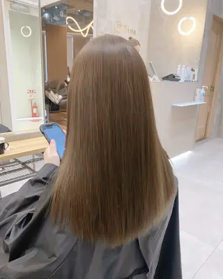 セミロング カラー ヘアアレンジ 赤み消し🫧韓国ヘア 🫧藤岡誠也のヘアスタイル