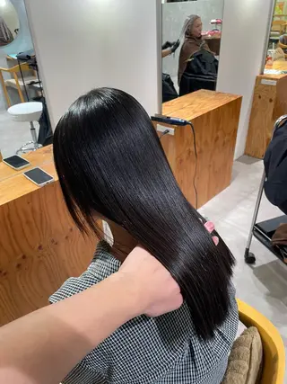 ロング ENN藤本 大輝艶感カラーのヘアスタイル