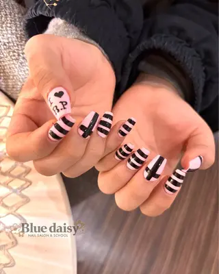 ネイル Blue daisy 栄本店のネイルデザイン