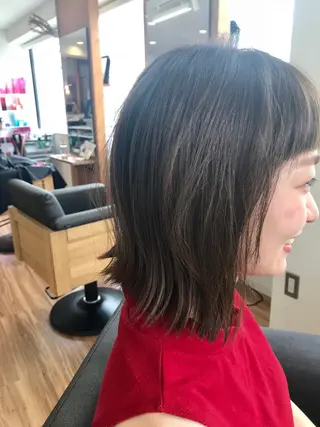 ミディアム カラー 松本 俊樹のヘアスタイル