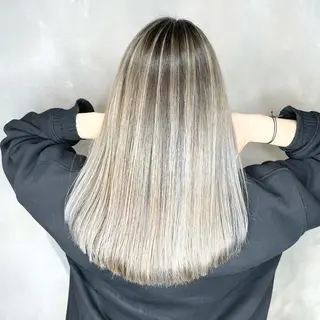 セミロング カラー La vielle 西峠のヘアスタイル