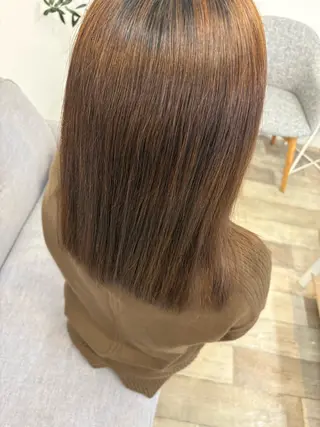 うる艶カラー/韓国風 折戸光希のヘアスタイル