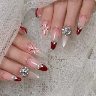 ネイル Maggie Nail🦩のネイルデザイン