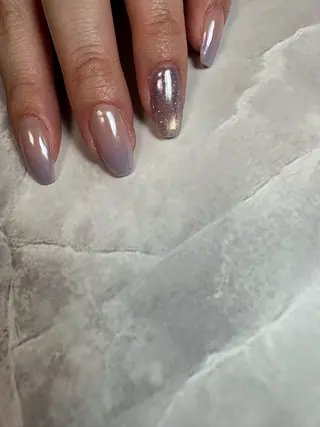 ネイル 黒須莉奈 IRYのネイルデザイン
