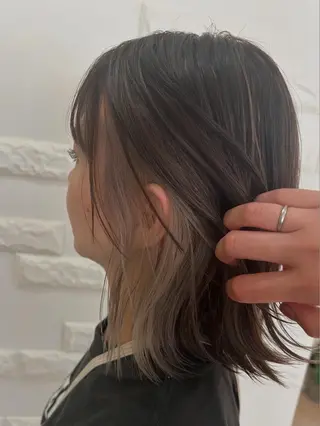 ミディアム 佐藤 帆春のヘアスタイル