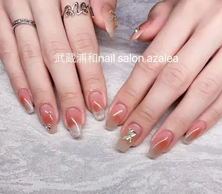 ネイル R inのネイルデザイン