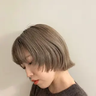ショート カラー ショート・ウルフ✂︎ 安住有咲子のヘアスタイル