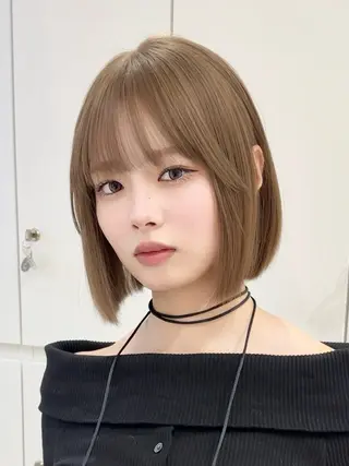 ショート カラー かえ🩶韓国ボブ🎀 透明感カラー🥣のヘアスタイル