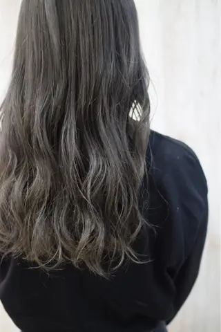 ミディアム カラー GATE. staffのヘアスタイル