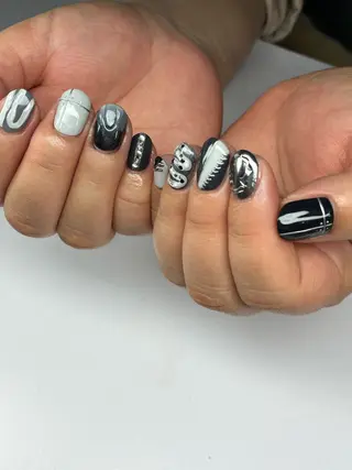 ネイル MIKA 🍊のネイルデザイン