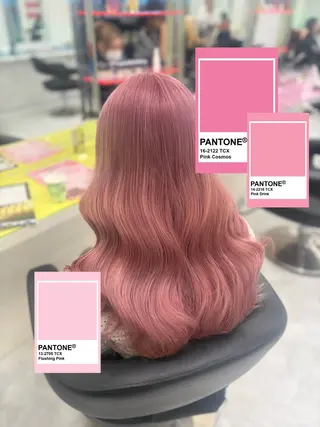 カラー akari🎀🤍 ガーリーstyleのヘアスタイル