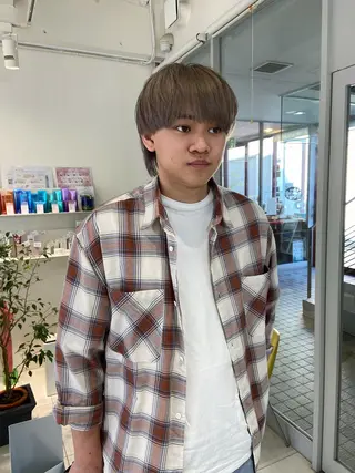 カラー メンズ 浅野 匠のヘアスタイル